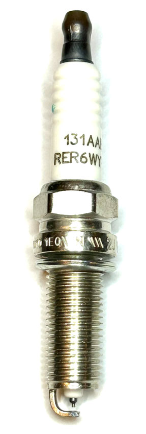 SSANGYONG (KGM) TIVOLI 1.5 л: свеча иридиевая с платиновым заземляющим электродом (иридиево-платиновая) - 1751590003 SSANGYONG (KGM) TIVOLI 1.5 л: свеча иридиевая с платиновым заземляющим электродом (иридиево-платиновая) - 1751590003